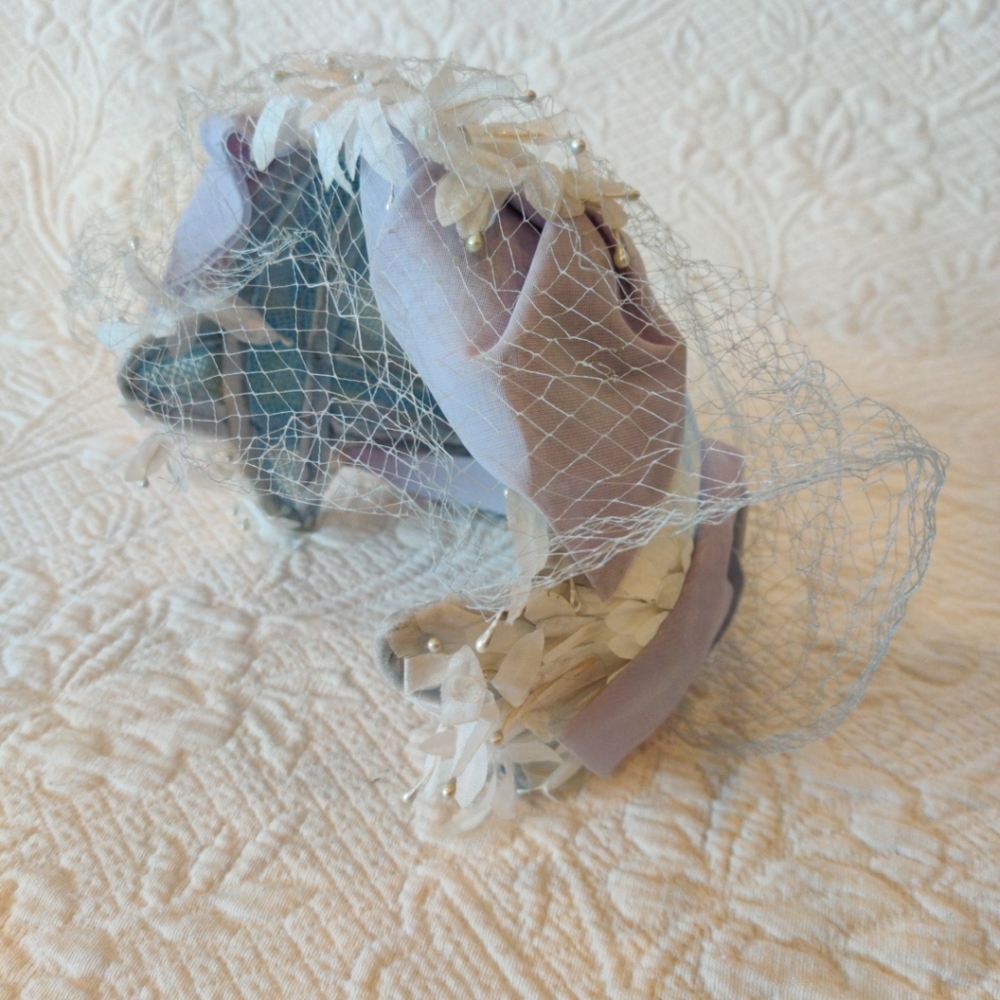 Vintage Calot Juliet Blue & Violet Hat Back Bow Veil Netting White Petal Flowers